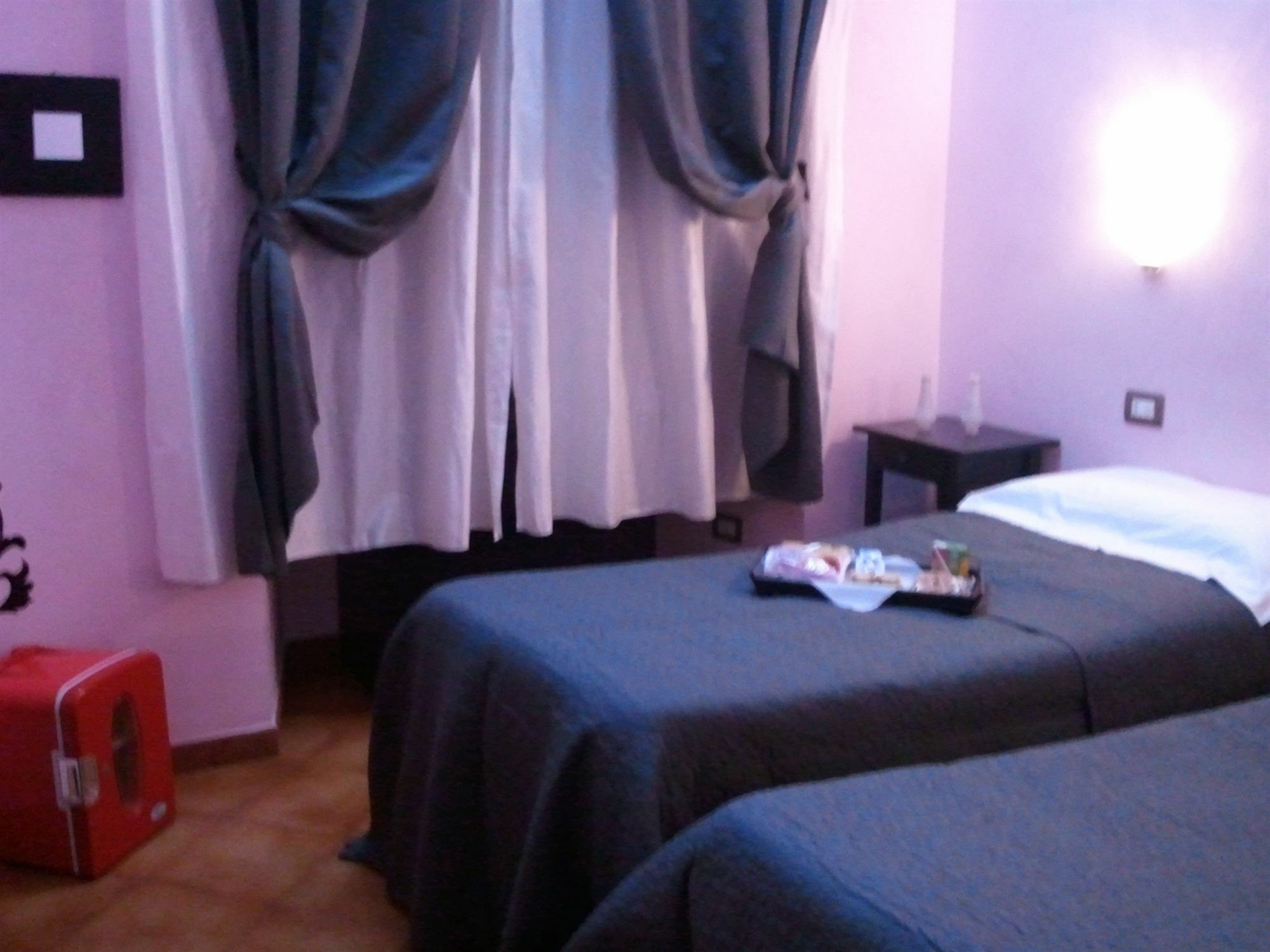 Isabel Guest House Рим Екстер'єр фото